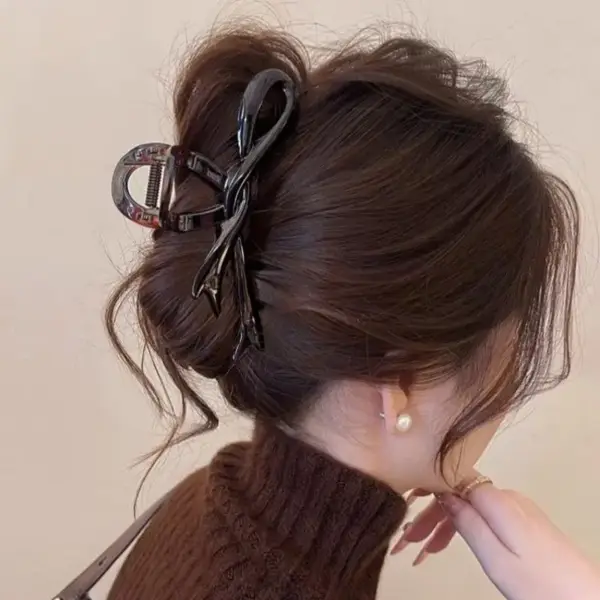 Haarklammer braun in Schleifenform für Haarknoten – Bild 4