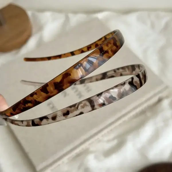 Haarreif Damen schmal in Schildpatt-Optik mit Leopardenmuster – Bild 3