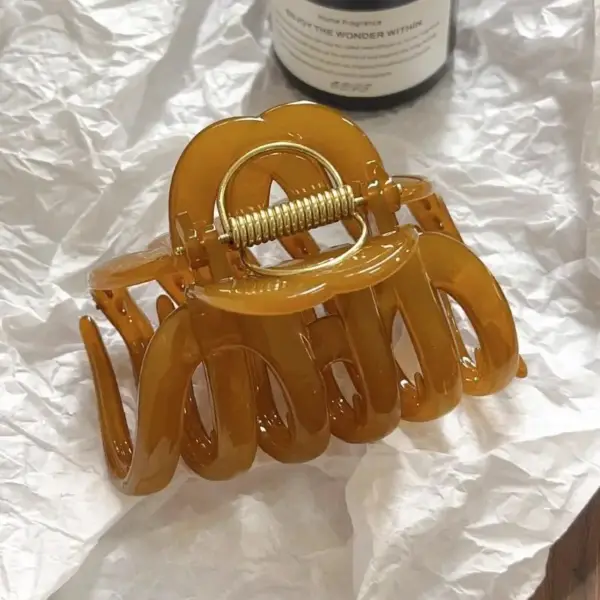 Große Haarklammer Damen in Weinrot mit goldfarbenem Ring – Bild 6